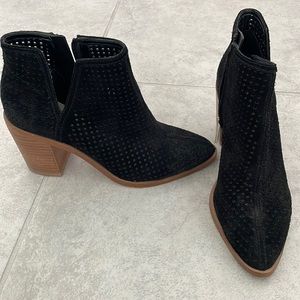 1.STATE, black ankle booties, size 7